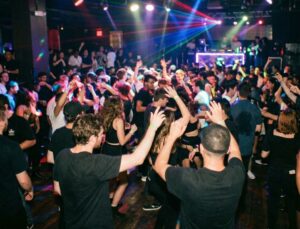 İngiltere’de öldüren gece kulübü! Oraya giden hastalığı kaptı