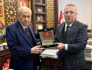 İzzet Ulvi Yönter’in istifası sonrası Bahçeli’den ilk açıklama