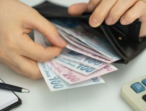 Tarihin en büyük zammı pompaya yansıdı! İşte yeni motorin fiyatları