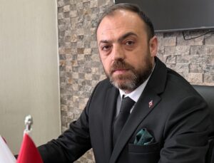 Sakaryaspor Başkanı Enes Zengin: Düşürdüysek, Çıkarırız!