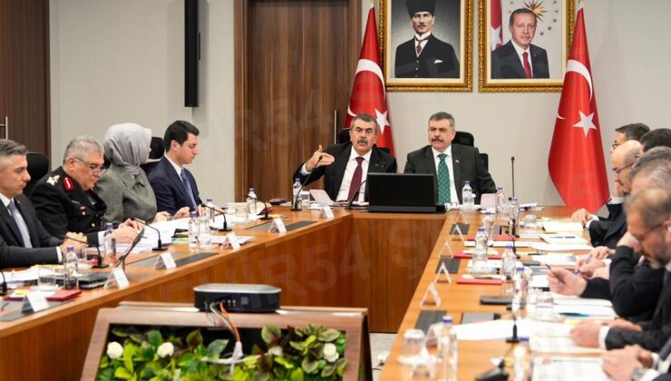İçişleri’nde kritik toplantı: Okullarda erken uyarı mekanizmaları güçlendirilecek