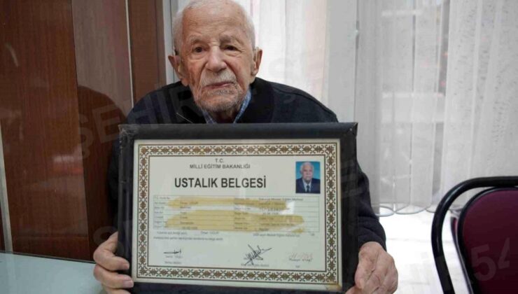 Sakarya’nın 100 yaşındaki dönercisi 84 yıldır mesleğini sürdürüyor